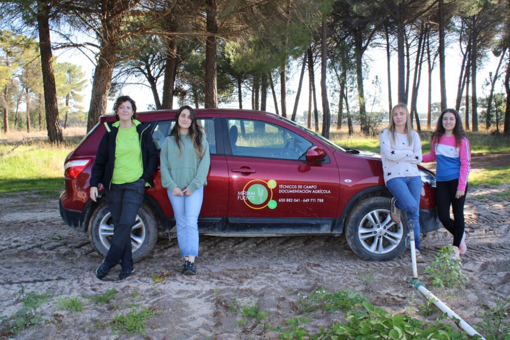 FOTO EQUIPO COCHE